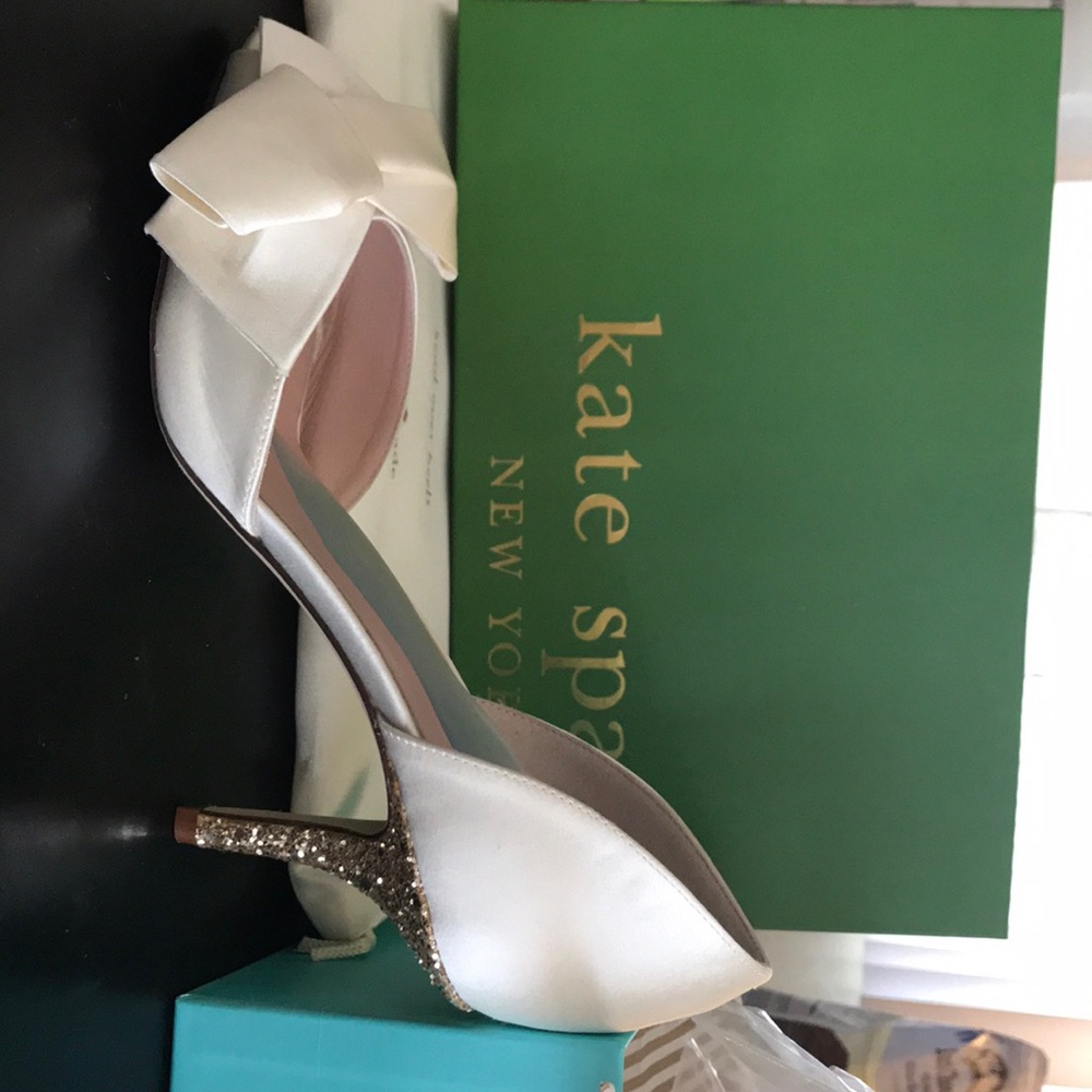 Kate Spade Sala Ivory/Satin gold glitter heel